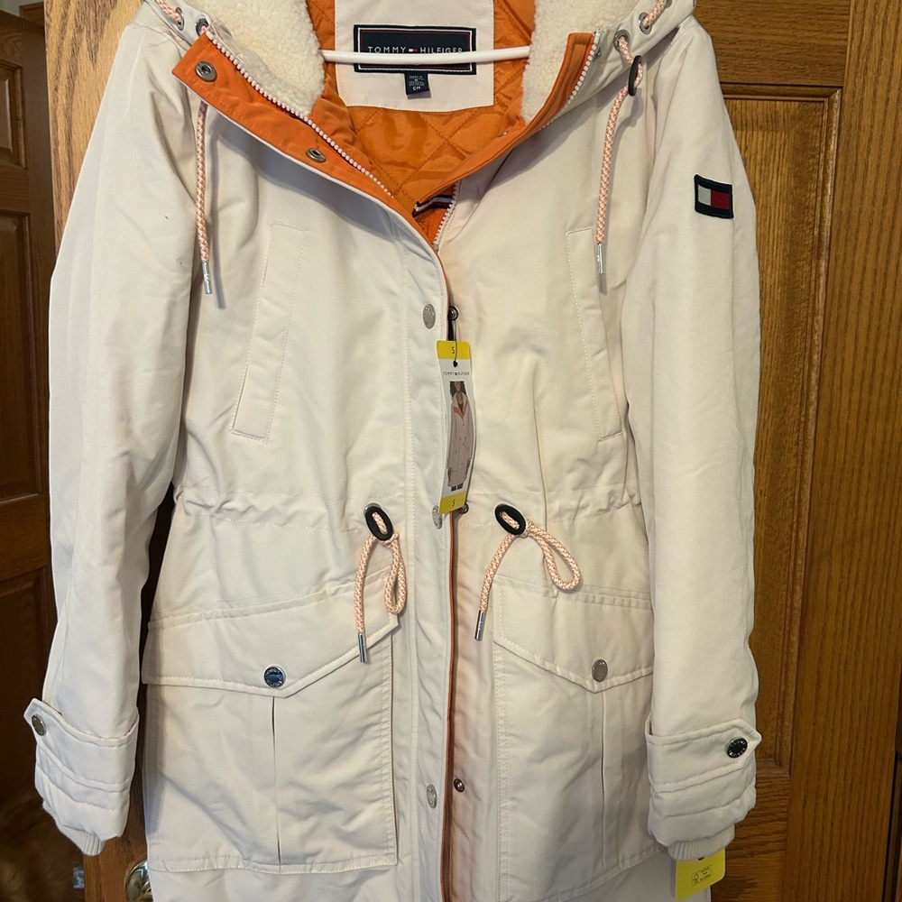 Tommy Hilfiger Cream and Orange Ski Jacket with Hood and Drawstring